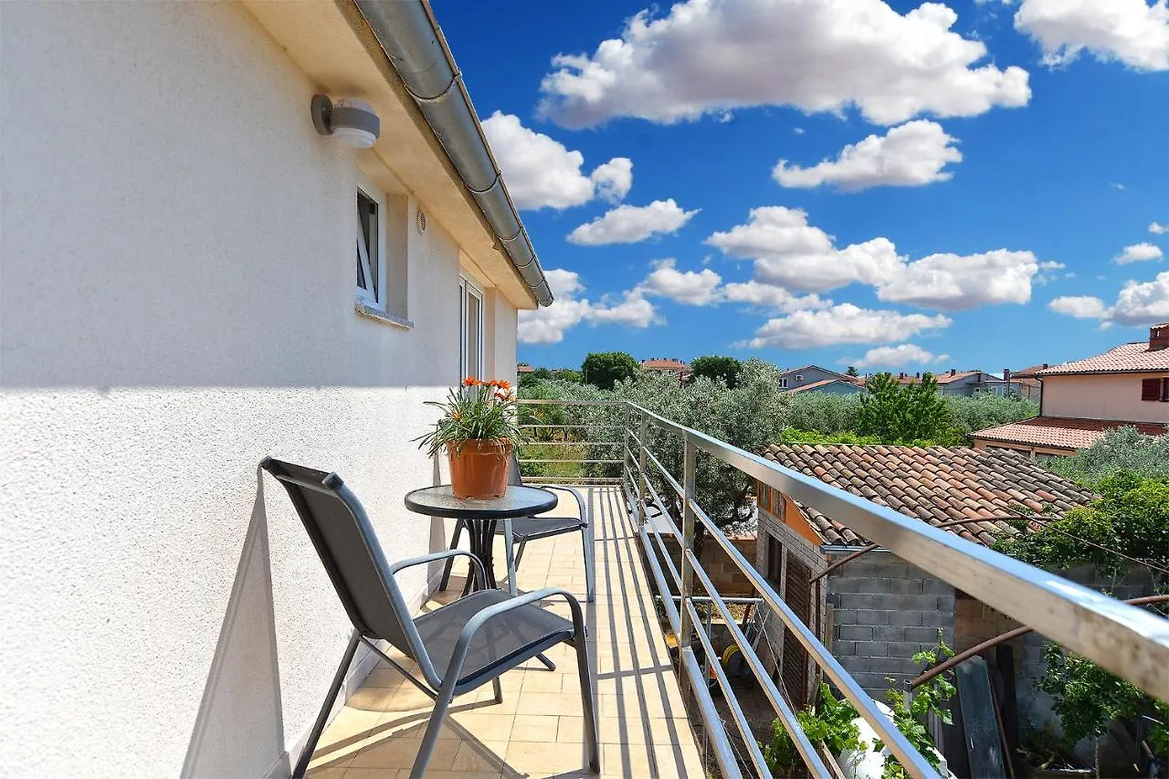Apartment Galizana 2253 كرواتيا